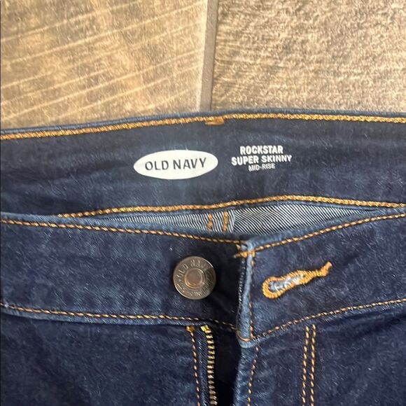 Old Navy Blue Skinny mid rise Jeans Classic Fit - Picture 3 of 3